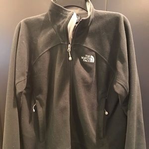 The North Face Women’s Medium Windwall Black